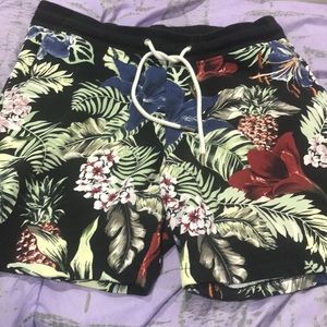 Sale!! Patterned sweat shorts